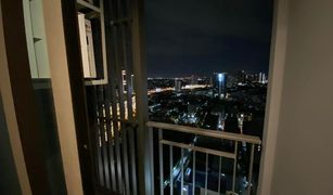 1 Bedroom Condo for sale in Talat Phlu, Bangkok Life Sathorn Sierra