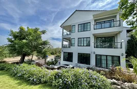 4 bedroom House for sale in Prachuap Khiri Khan, Thailand