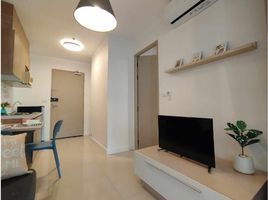 1 спален Кондо в аренду в Ideo Mix Sukhumvit 103, Bang Na