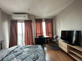 Studio Apartment for rent at Lumpini Place Taopoon Interchange, Bang Sue