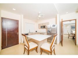 2 Bedroom Apartment for sale at Casa Blanca 3: Cozy 2 Bedroom 2 Bath Condo Close To The Beach!, Santa Cruz