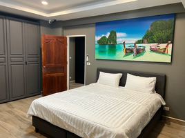 1 Bedroom Condo for sale at Patong Condotel, Patong