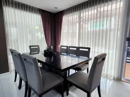 5 Bedroom House for sale at The Gallery House Pattern, Chomphon, Chatuchak, Bangkok