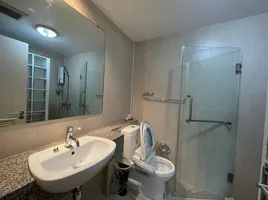 1 Bedroom Apartment for rent at The Clover, Khlong Tan Nuea