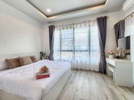 2 Schlafzimmer Villa zu verkaufen im Chokchai Village 9, Nong Prue, Pattaya