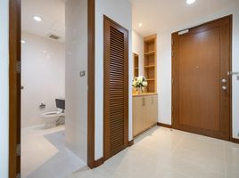 3 Bedroom Apartment for rent at The Residence Sukhumvit 24, Khlong Tan