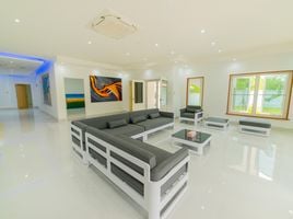 10 Bedroom Villa for sale in Nai Harn Beach, Rawai, Rawai