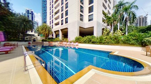 วิวเสมือนจริง of the Communal Pool at สมคิด การ์เด้น