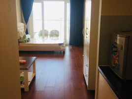 Studio Apartment for rent at Sky Center, Ward 2