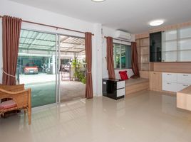 3 Bedroom Townhouse for sale at Supalai Ville Chotana-Ruamchok, Don Kaeo