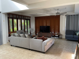 3 Schlafzimmer Villa zu vermieten in Nai Yang Beach, Sakhu, Sakhu