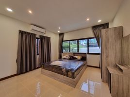 3 Schlafzimmer Haus zu vermieten im Baan Suan Neramit 5, Si Sunthon