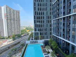 2 Bedroom Apartment for sale at Metris Rama 9-Ramkhamhaeng, Hua Mak