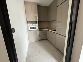 1 Bedroom Condo for rent at The Diplomat 39, Khlong Tan Nuea