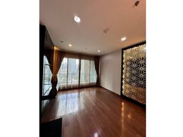 2 Bedroom Condo for sale at The Address Chidlom, Lumphini