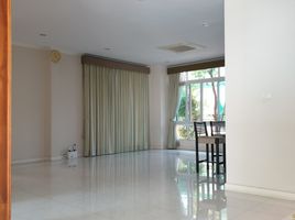 9 спален Дом на продажу в Thanya Thanee Home On Green Village, Lat Sawai, Lam Luk Ka, Патумтани