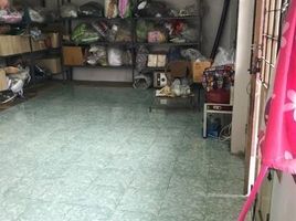 4 Schlafzimmer Reihenhaus zu verkaufen in Wang Thong Lang, Bangkok, Saphan Song