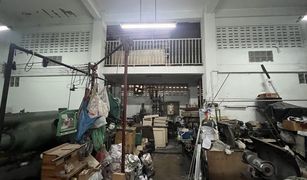 11 Schlafzimmern Ganzes Gebäude zu verkaufen in Din Daeng, Bangkok 