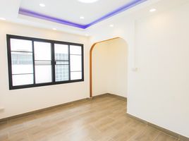 2 Bedroom Townhouse for sale in Bueng Kum, Bangkok, Nawamin, Bueng Kum