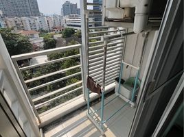 1 Bedroom Condo for sale at The Room Ratchada-Ladprao, Chantharakasem