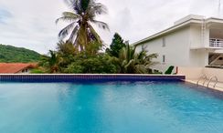 图片 3 of the Communal Pool at Kata Top View