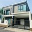 3 Schlafzimmer Villa zu verkaufen im Villa Arcadia Srinakarin, Bang Kaeo