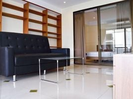 2 Bedroom Apartment for sale at Diamond Tower, Si Lom