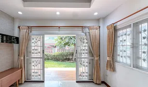 3 Bedrooms House for sale in Lam Phak Chi, Bangkok Royal Park Ville Suwinthawong 44