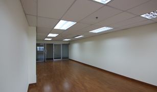 N/A Office for sale in Khlong Toei Nuea, Bangkok The Trendy Office