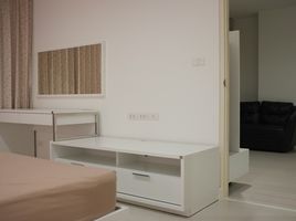1 Bedroom Condo for sale at D65 Condominium, Phra Khanong Nuea