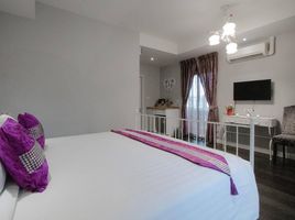 1 Schlafzimmer Hotel / Resort zu vermieten im The Star of Sathon, Bang Lamphu Lang, Khlong San, Bangkok, Thailand