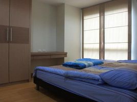 2 спален Кондо в аренду в Serene Place Sukhumvit 24, Khlong Tan