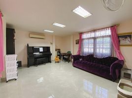 4 Schlafzimmer Haus zu verkaufen in Wang Thong Lang, Bangkok, Wang Thonglang