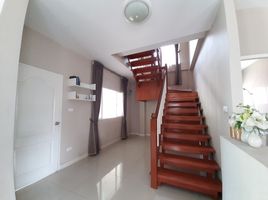 4 Bedroom House for sale at Lanceo Watcharapol-Expressway, O Ngoen, Sai Mai