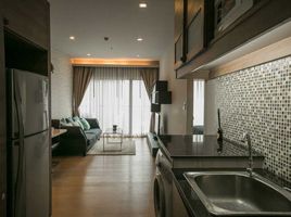 1 Bedroom Apartment for sale at Noble Refine, Khlong Tan