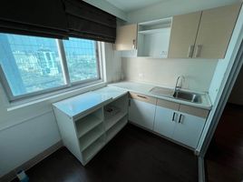 2 Bedroom Condo for sale at Supalai Park Ekkamai-Thonglor, Bang Kapi