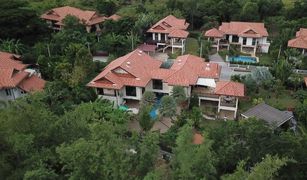 5 Schlafzimmern Villa zu verkaufen in Thap Tai, Hua Hin Royal Garden Resort