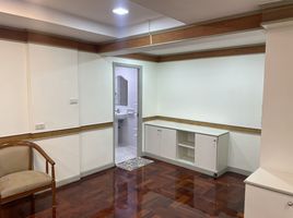 3 Schlafzimmer Wohnung zu vermieten im D.H. Grand Tower, Khlong Tan Nuea