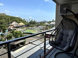 1 Schlafzimmer Wohnung zu verkaufen im Rawai Beach Condominium, Rawai, Phuket Town