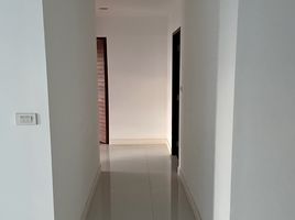 2 спален Кондо на продажу в Axis Pattaya Condo, Nong Prue