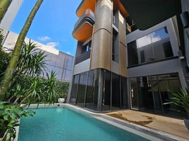 5 Bedroom House for sale at BuGaan Rama 9-Meng Jai, Wang Thonglang