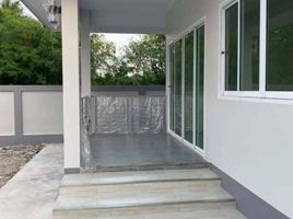 2 Schlafzimmer Villa zu verkaufen im Baan Passakorn, Lat Yai, Mueang Samut Songkhram, Samut Songkhram