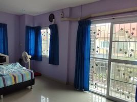 4 Bedroom Townhouse for sale at Banpisan Project 16, Samae Dam, Bang Khun Thian
