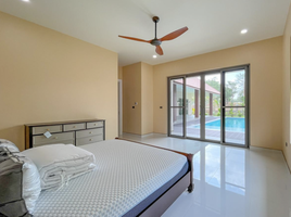 4 Bedroom Villa for sale at Phoenix Golf Villa, Huai Yai