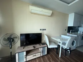 Студия Кондо на продажу в The Peak Towers, Nong Prue