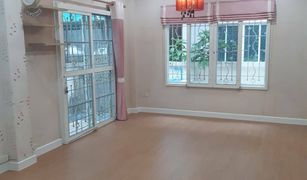 3 Bedrooms House for sale in Bang Khae Nuea, Bangkok Teerin Phetkasem 48