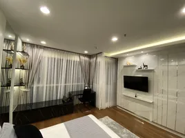 Studio Apartment for rent at The Address Chidlom, Lumphini, Pathum Wan, Bangkok
