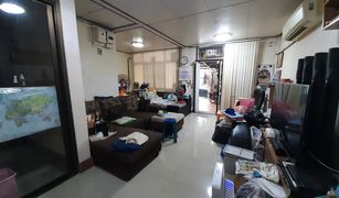 3 Schlafzimmern Reihenhaus zu verkaufen in Thung Song Hong, Bangkok 