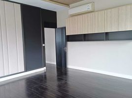 4 Bedroom House for rent at LADAWAN Rattanathibet, Bang Rak Noi