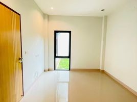 4 Bedroom House for sale in Chiang Mai Vocational College, Si Phum, Chang Moi